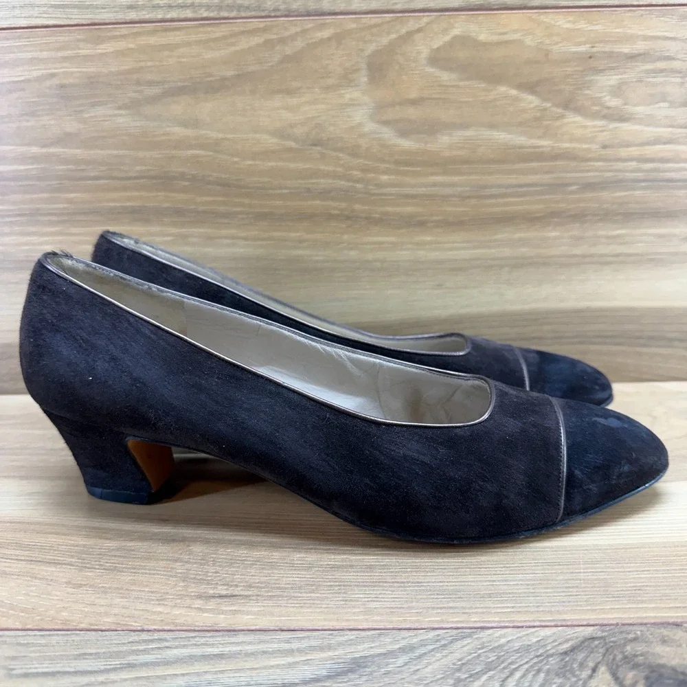 Salvatore Ferragamo Vintage Cap Toe Pumps Womens 7.5 B Dark Brown Suede 90's